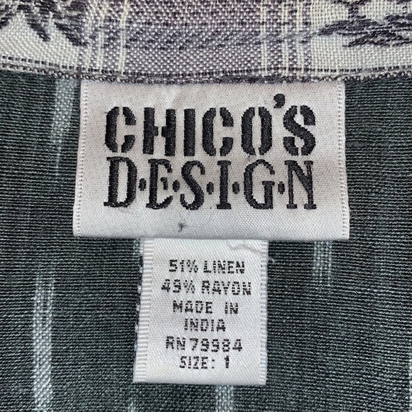 Chico’s Top - Picture 3 of 3